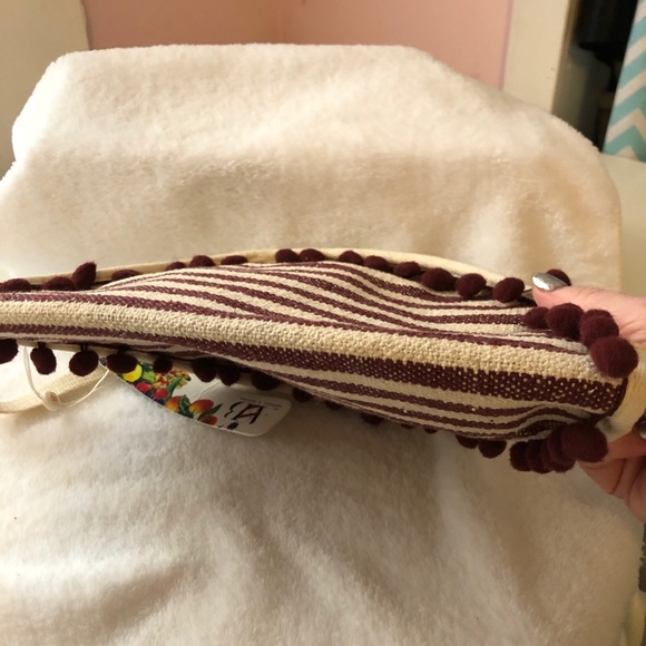 FINAL SALE- LEAVING CLOSET-NO FURTHER DISCOUNTS - Picture 8 of 8